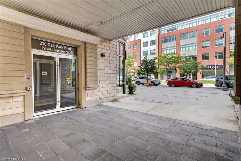 214-216 Oak Park Boulevard Property Photo 3