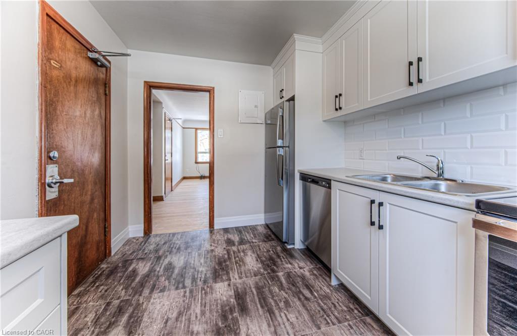 2-5 Heiman Street Property Photo 7