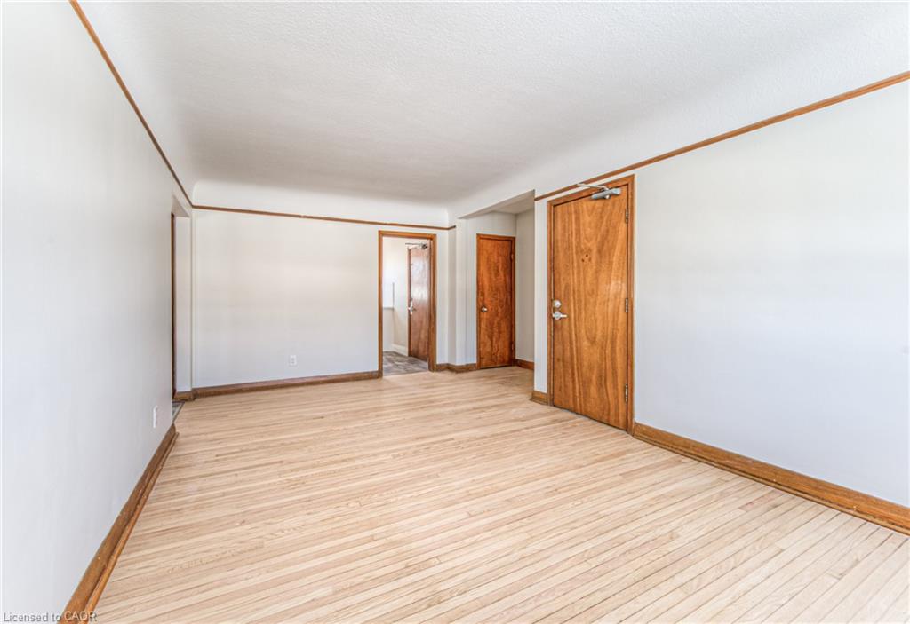 2-5 Heiman Street Property Photo 18