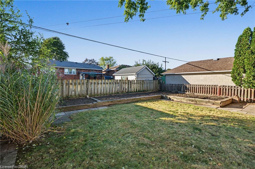 98 Wise Crescent Property Photo 34