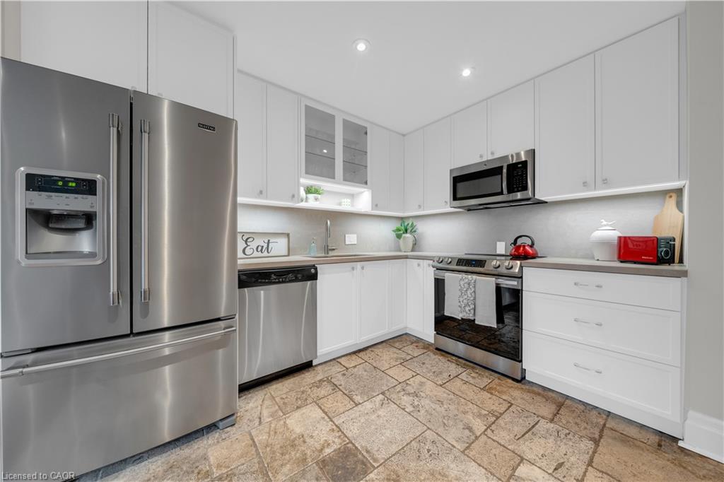 2403 Marine Drive Property Photo 16