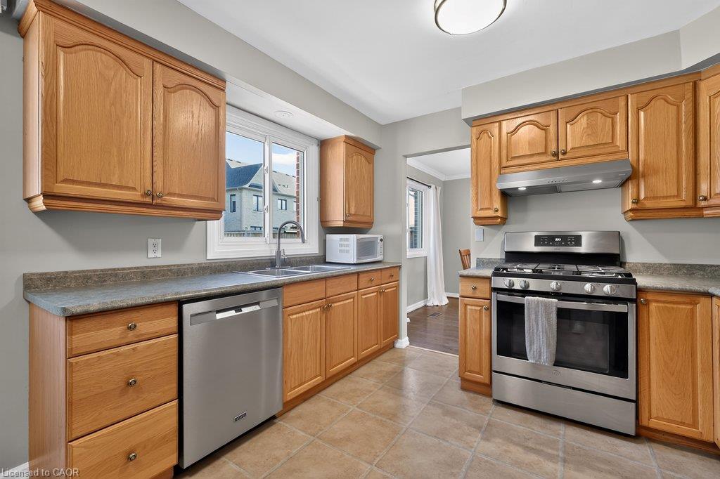 3188 Woodward Avenue Property Photo 14