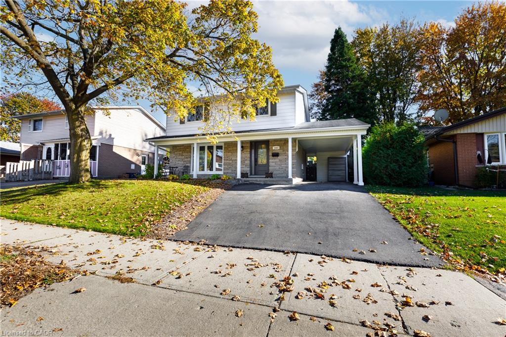 1323 Queen's Boulevard Property Photo 1