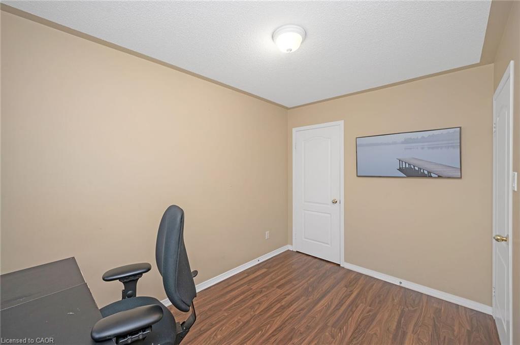 2189 Shorncliffe Boulevard Property Photo 17