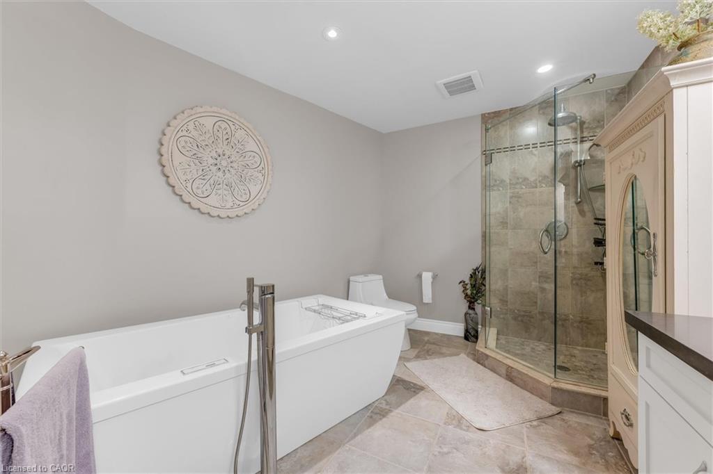 6-2110 New Street Property Photo 21