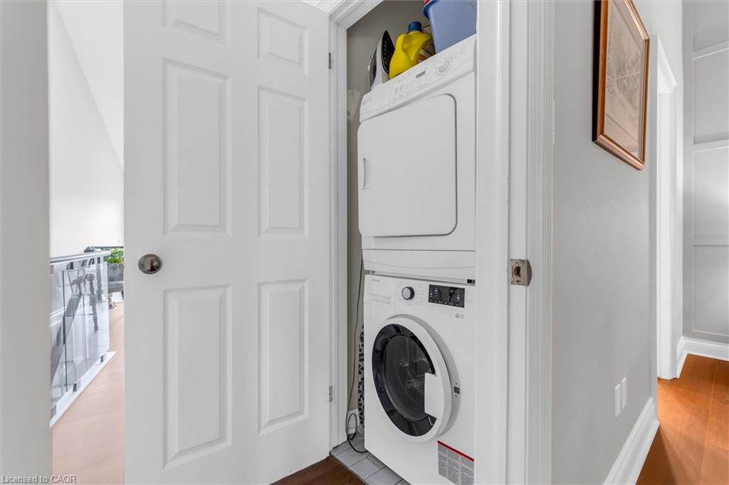 6-2110 New Street Property Photo 24