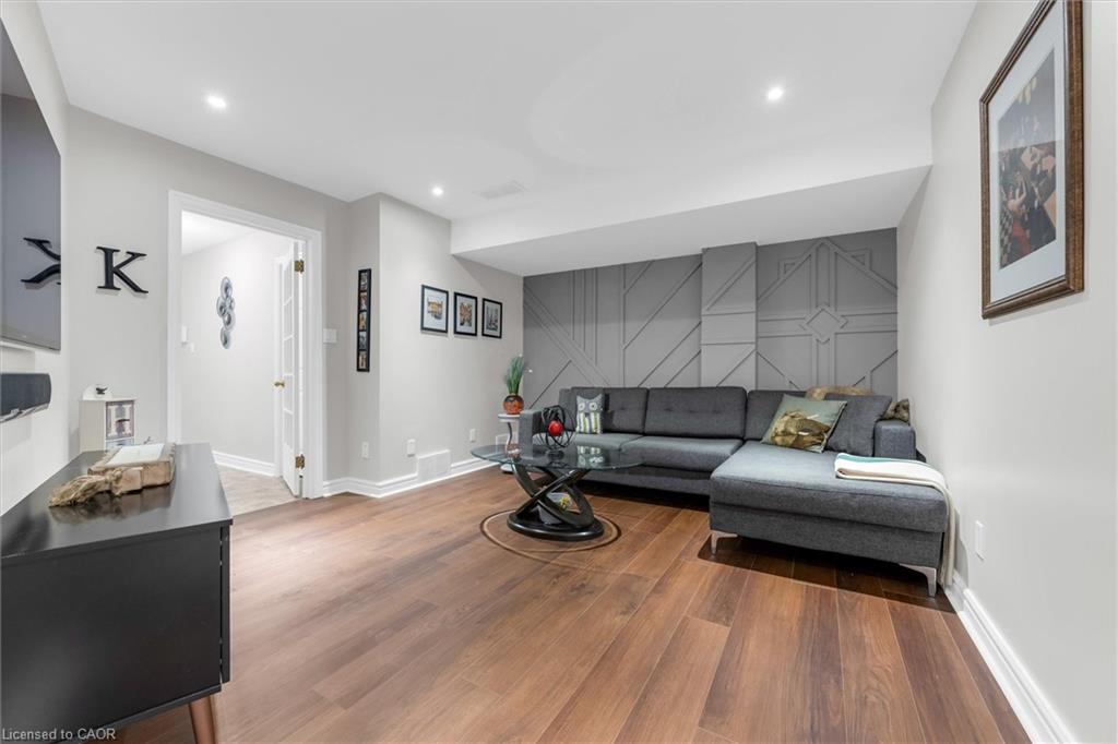 6-2110 New Street Property Photo 25