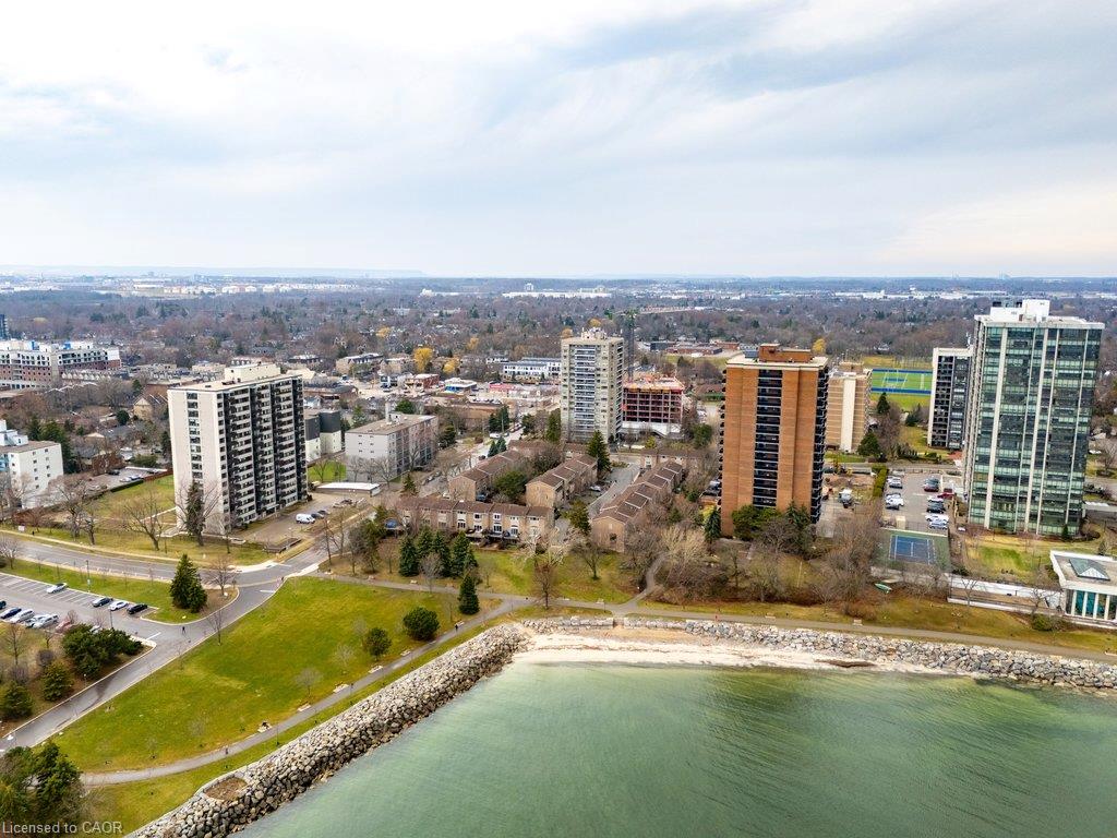 301-2263 Marine Drive Property Photo 1