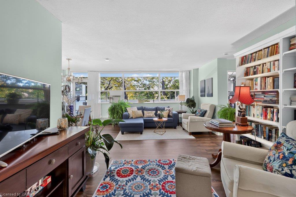 301-2263 Marine Drive Property Photo 7