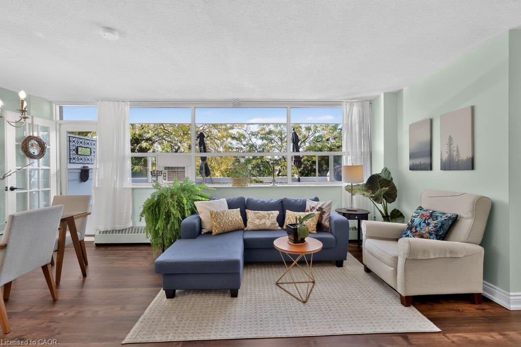 301-2263 Marine Drive Property Photo 8