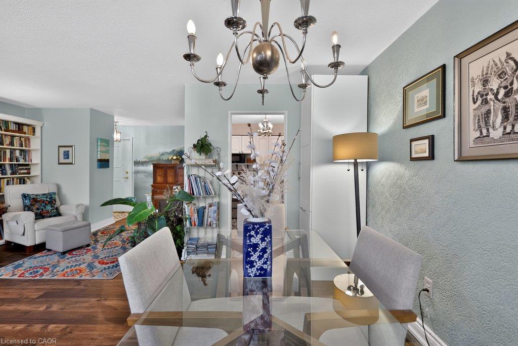 301-2263 Marine Drive Property Photo 11