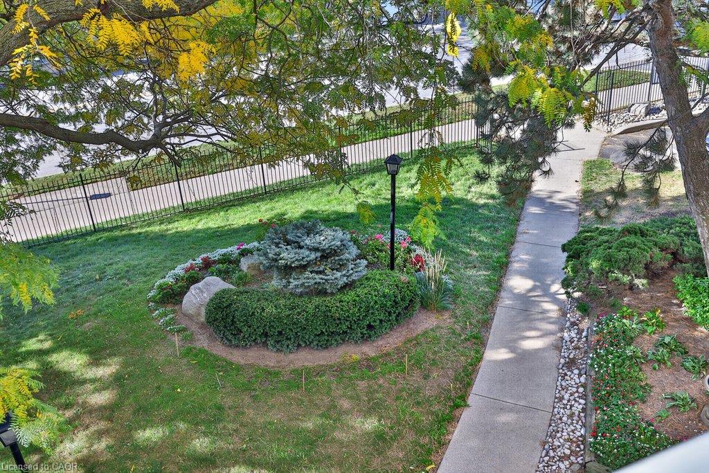 301-2263 Marine Drive Property Photo 28
