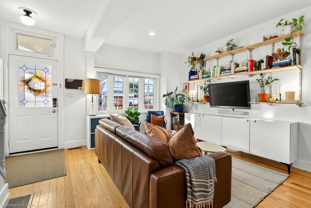 20 Belview Avenue Property Photo 6