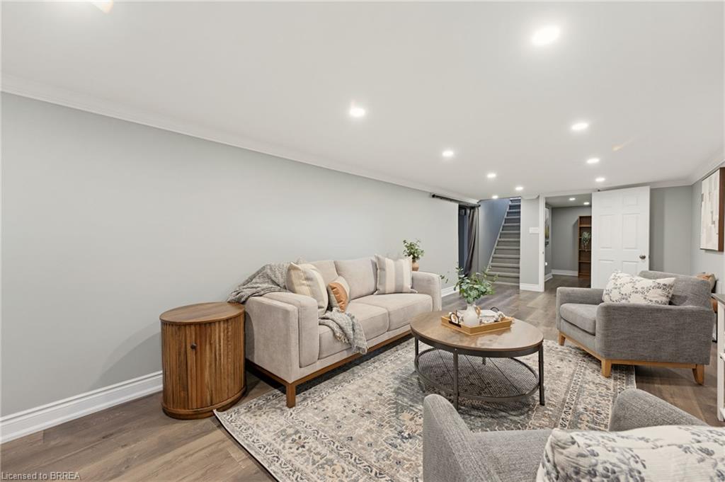 38 Varadi Avenue Property Photo 17