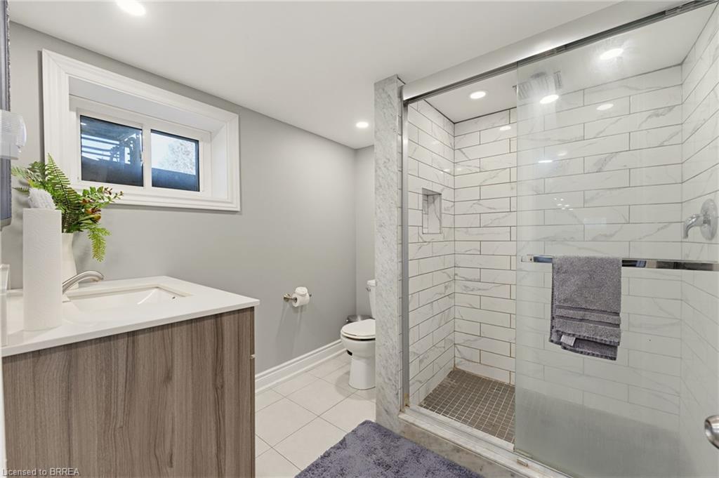 38 Varadi Avenue Property Photo 19