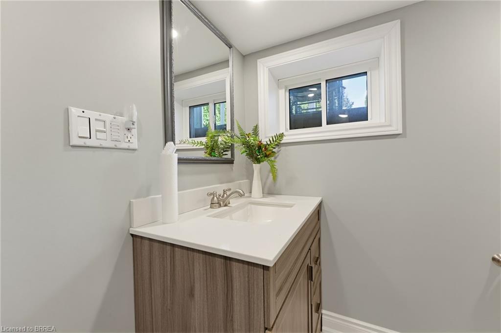 38 Varadi Avenue Property Photo 20