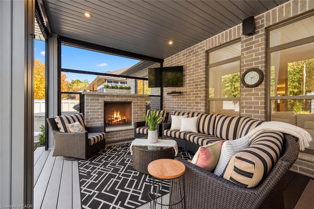 66 Waverley Drive Property Photo 8