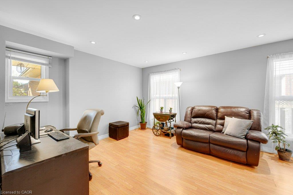 609 Roseheath Drive Property Photo 5