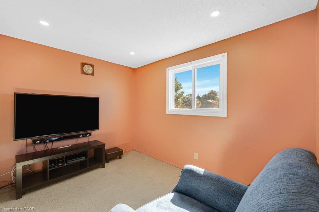 609 Roseheath Drive Property Photo 16