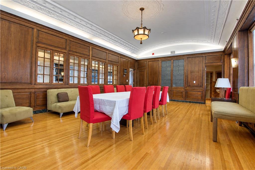 620-404 King Street Property Photo 41