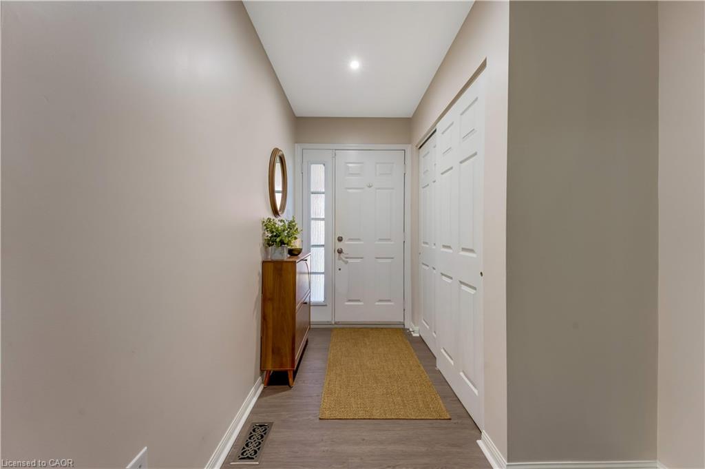 268 Keewatin Avenue Property Photo 5