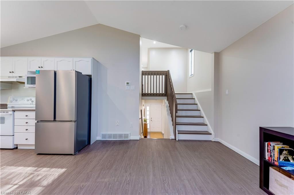 268 Keewatin Avenue Property Photo 17