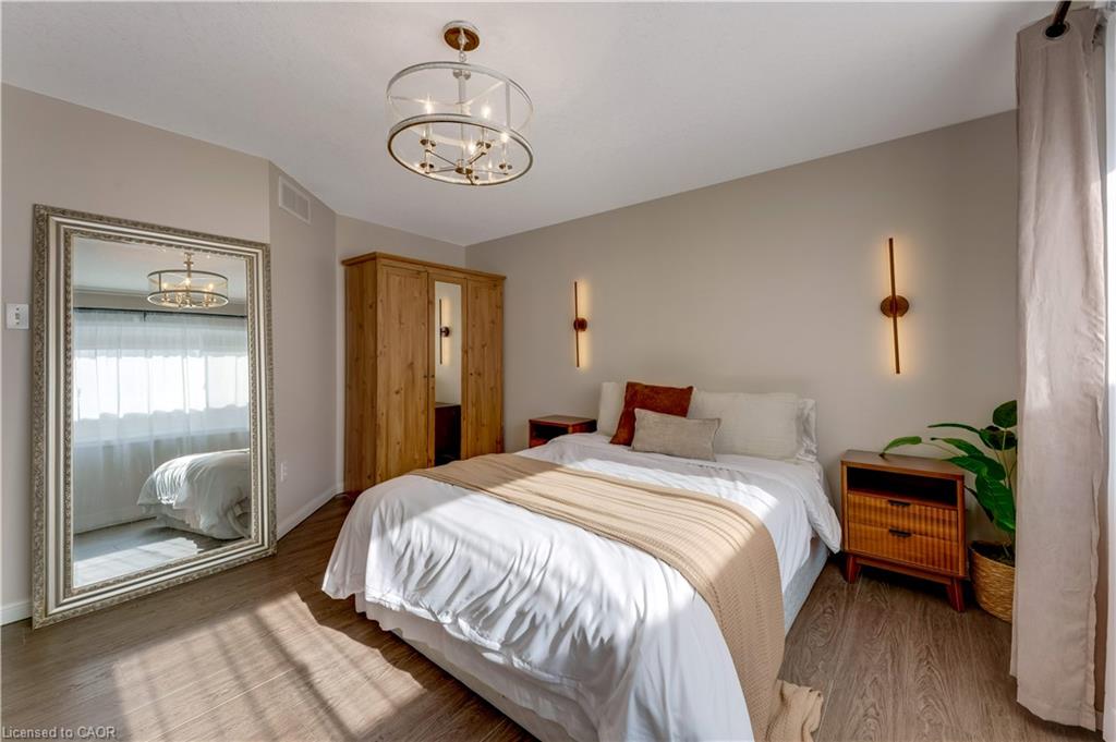 268 Keewatin Avenue Property Photo 20
