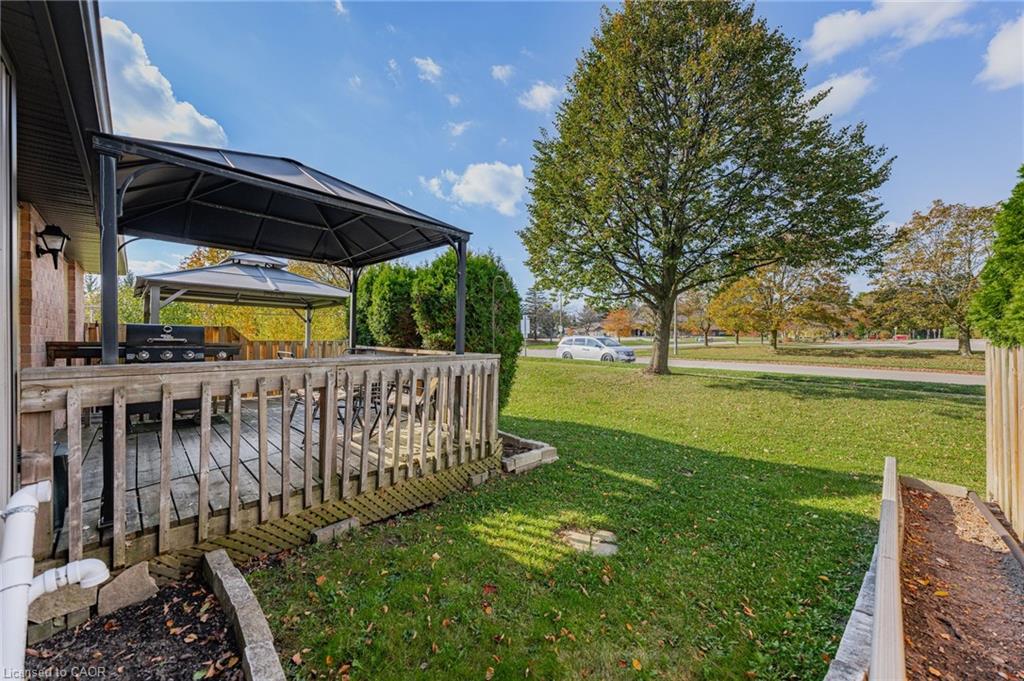 4-700 Erinbrook Drive Property Photo 38
