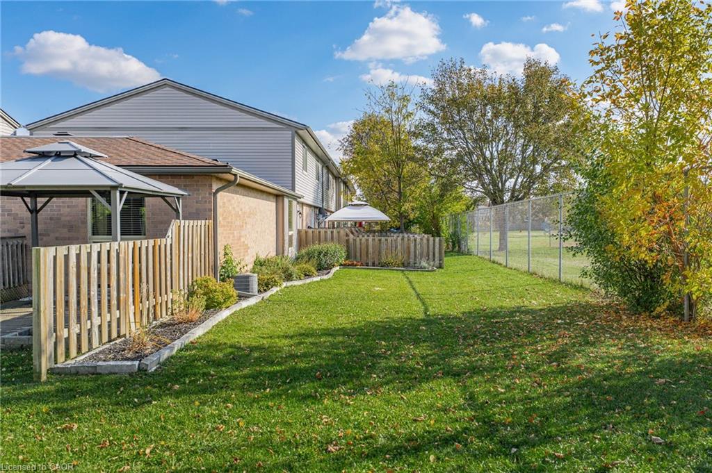 4-700 Erinbrook Drive Property Photo 41