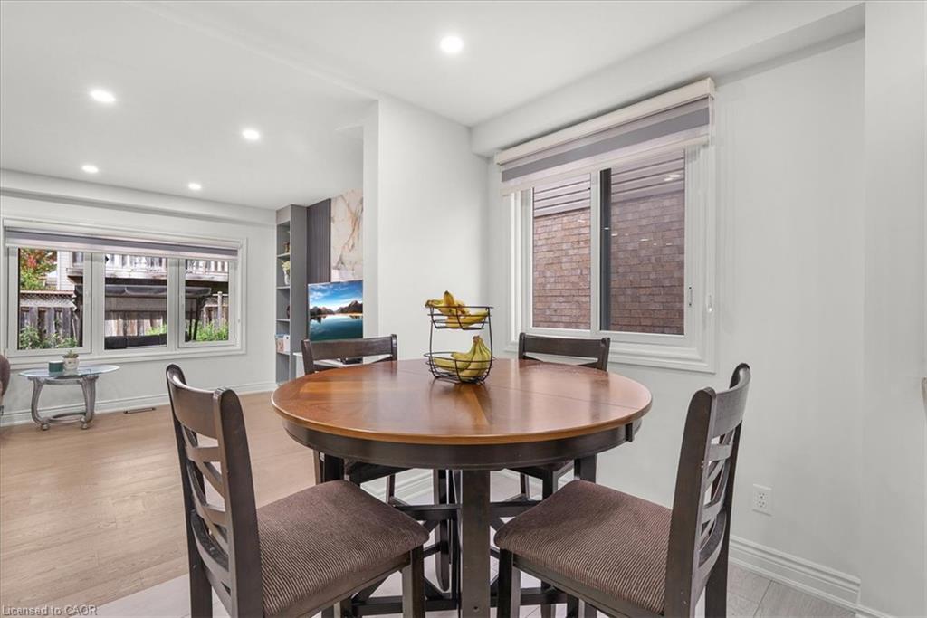22 Indigo Street Property Photo 5