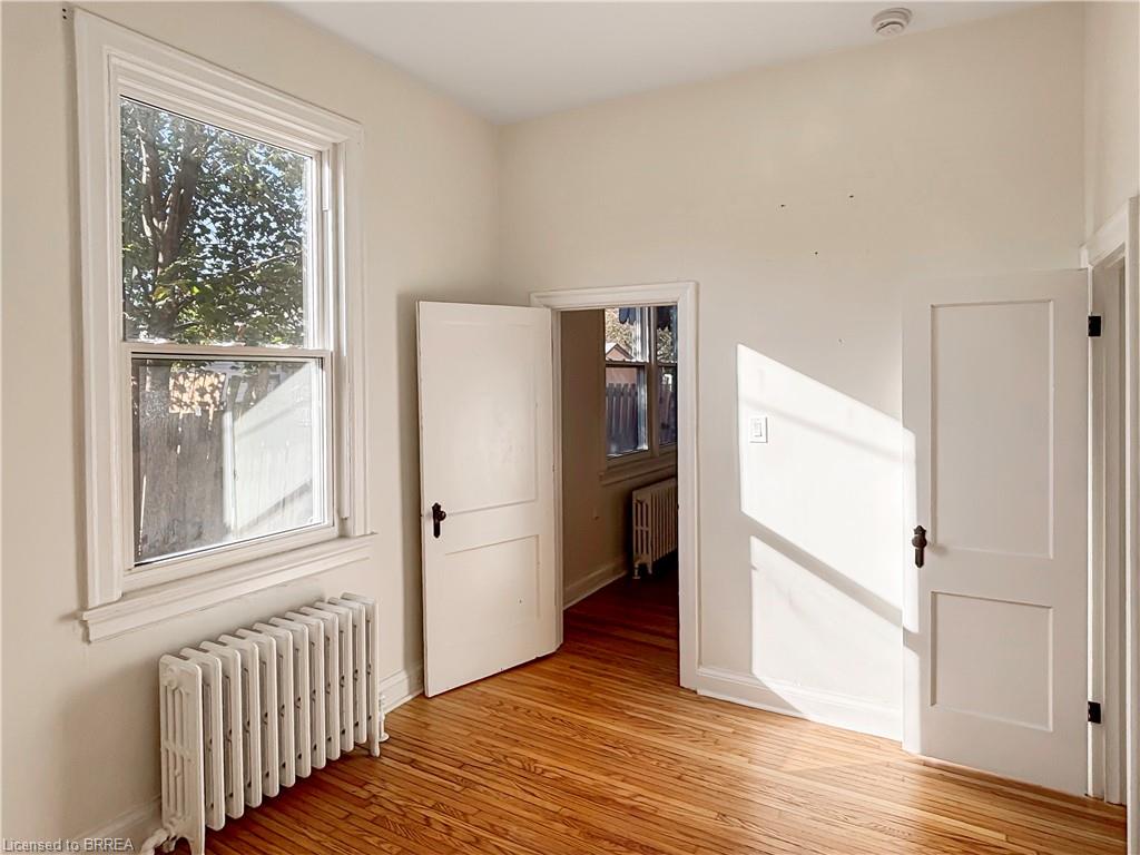 6-7 Sheridan Street Property Photo 3