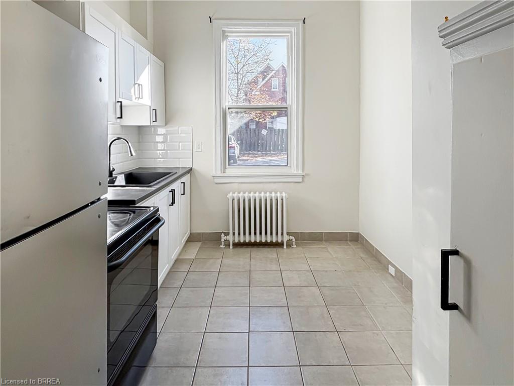 6-7 Sheridan Street Property Photo 4
