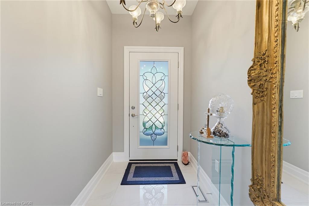 24 Winchester Crescent Property Photo 6