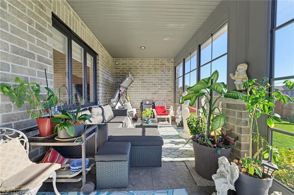 24 Winchester Crescent Property Photo 30