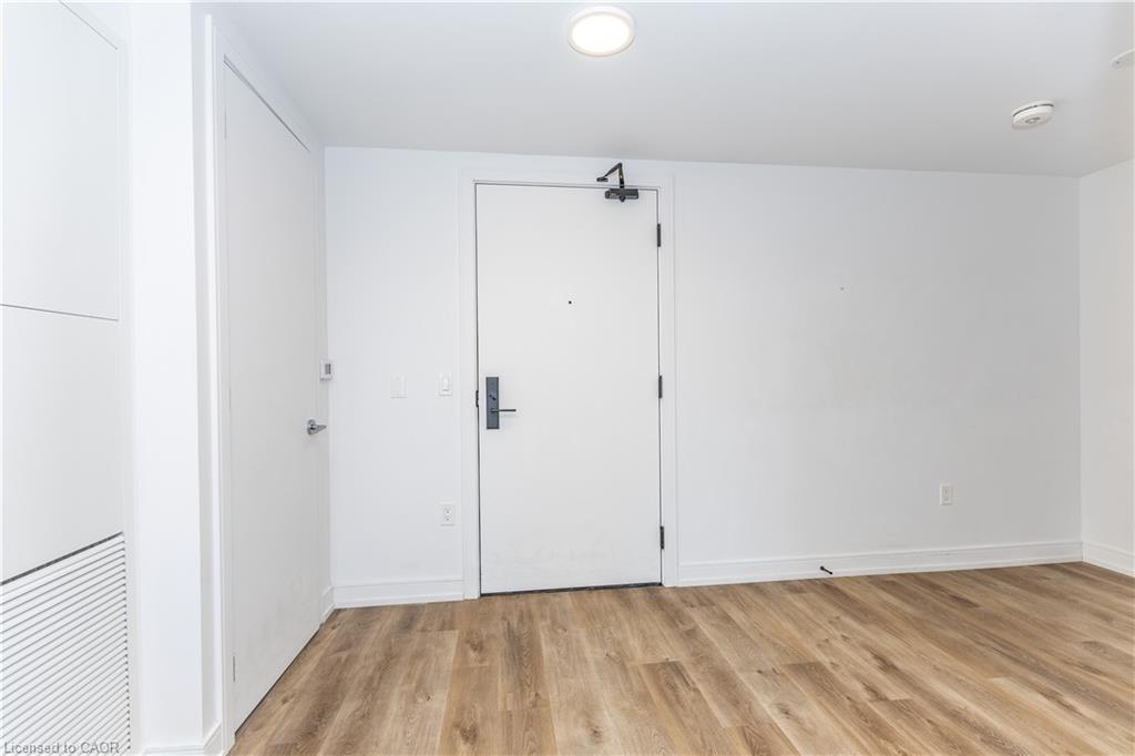 1404-1 Jarvis Street Property Photo 11