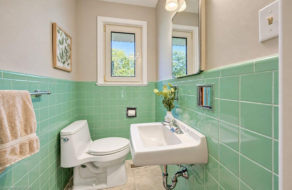 3143 South Drive Property Photo 9