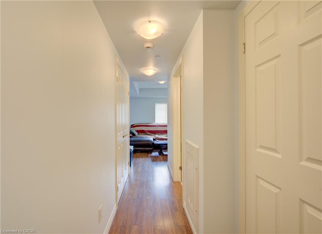 307-155 Water Street S Property Photo 11