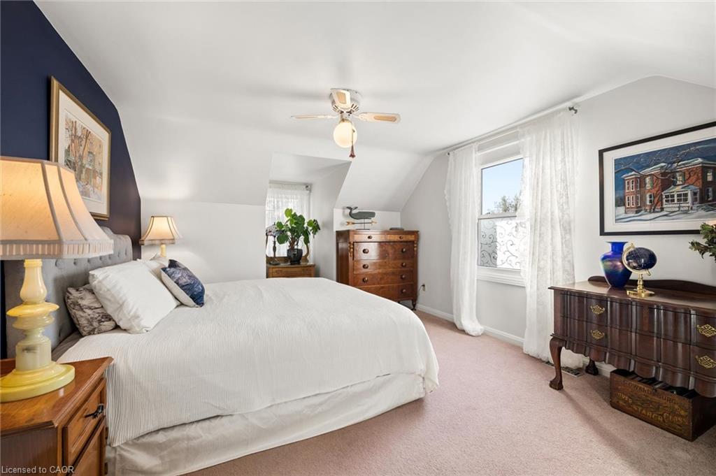 40 Water Street Property Photo 18