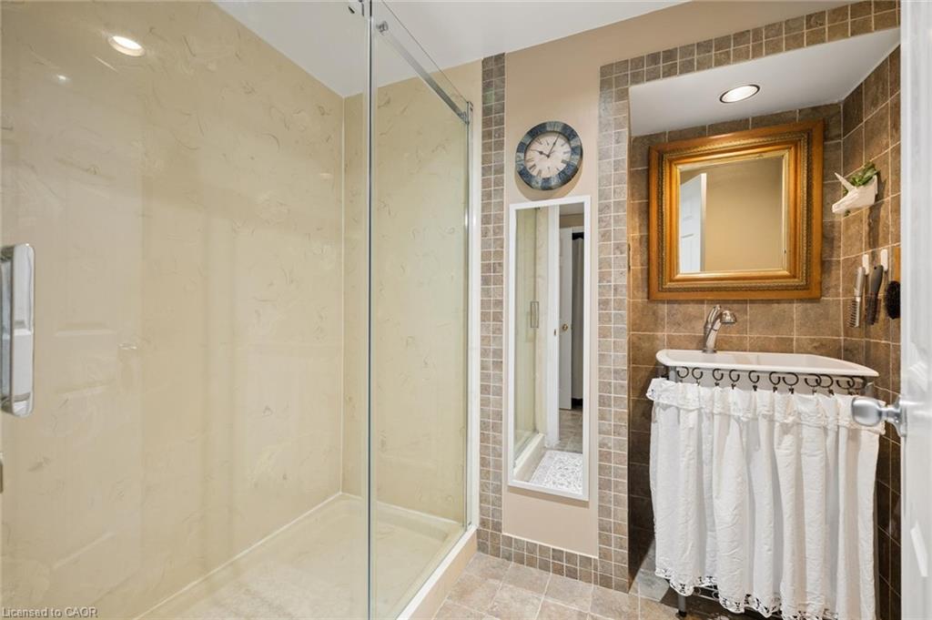 40 Water Street Property Photo 28