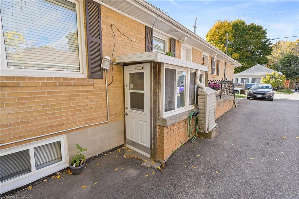 17 Academy Road Property Photo 2