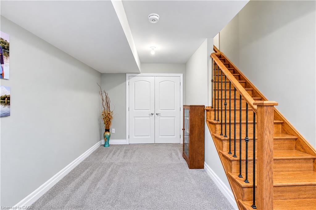 71 Centre Street Property Photo 27
