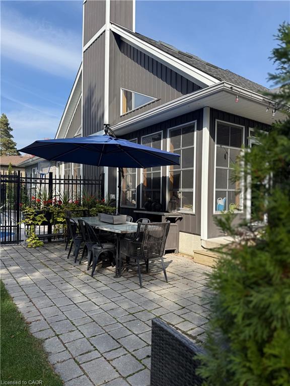 71 Centre Street Property Photo 38