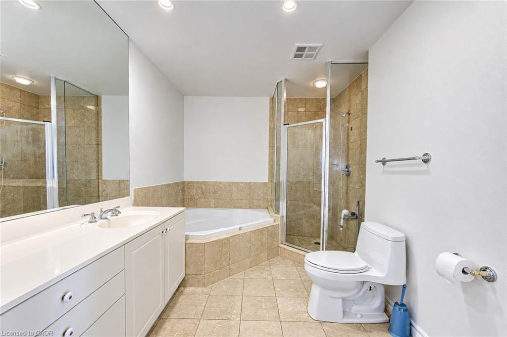 703-1900 The Collegeway Property Photo 27