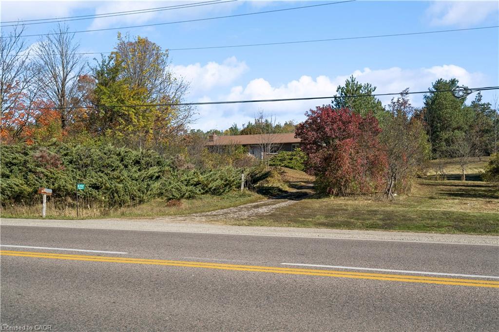 8350 Highway 7 Property Photo 2