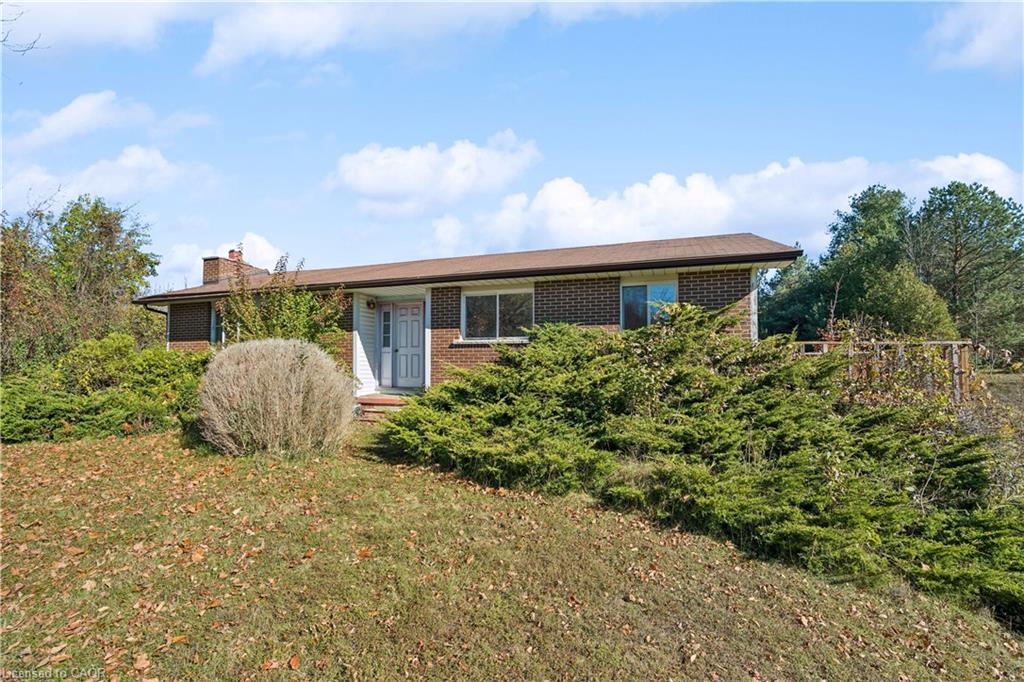 8350 Highway 7 Property Photo 5