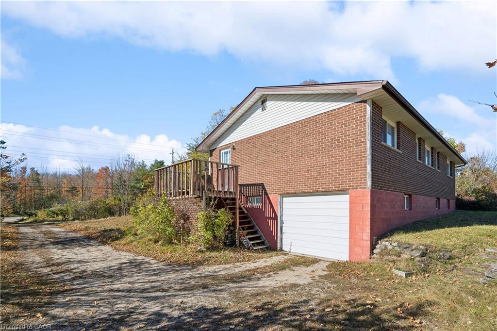 8350 Highway 7 Property Photo 37