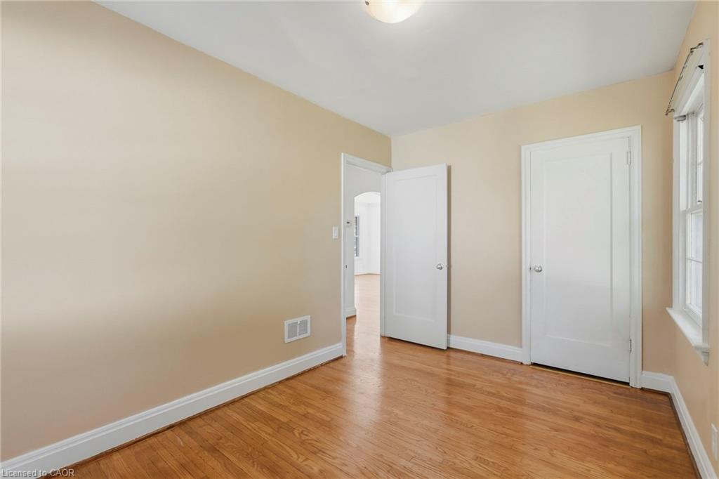55 Lakeview Avenue Property Photo 21