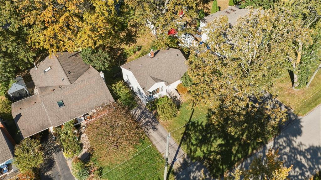 55 Lakeview Avenue Property Photo 27