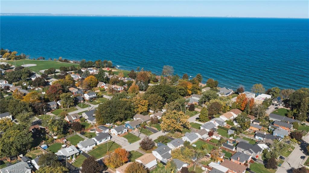 55 Lakeview Avenue Property Photo 28