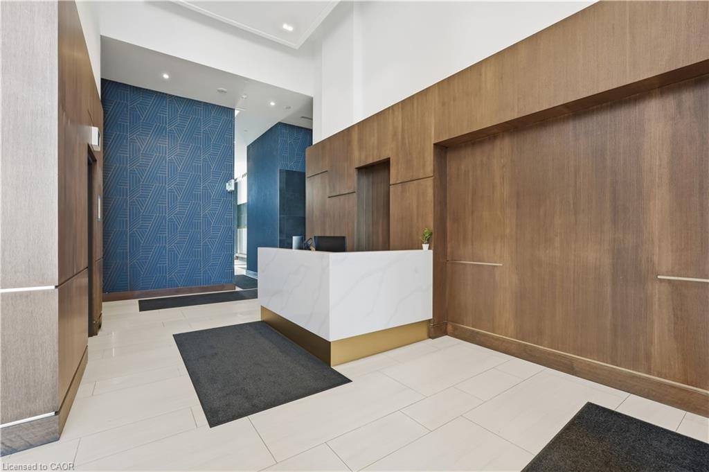 302-2782 Barton Street E Property Photo 5